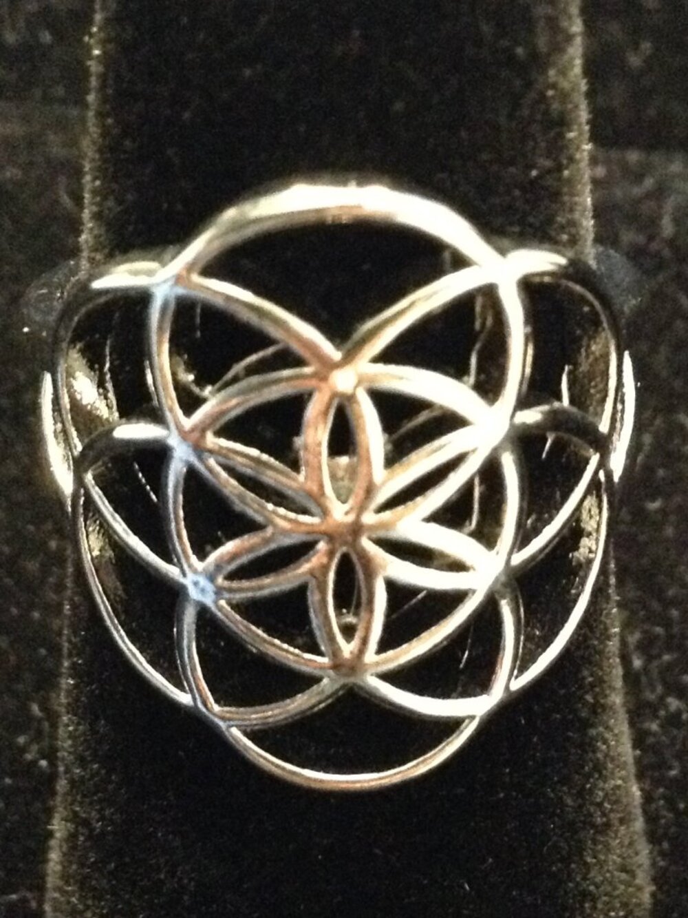 VTG 70's Filigree Silvertone Celtic Knotwork Ring "7.75" Hippie Chic Retro Boho